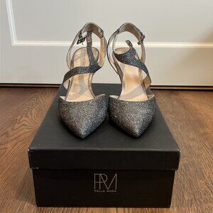 Pelle Moda Women's MOIRA2-TX Silver Glitter Block Heel